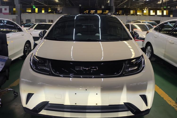 BYD Dolphin 2023 — 2
