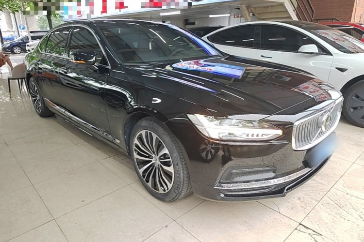 Volvo S90 2023 — 3