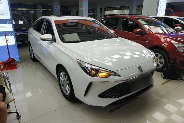 Roewe i5 2023 — 3