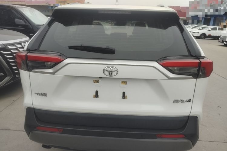 Toyota RAV4 2020 — 5