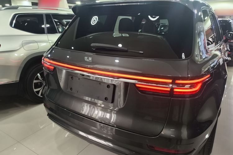Li Auto ONE 2020 — 5