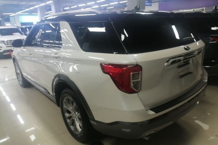 Ford Explorer 2020 — 4
