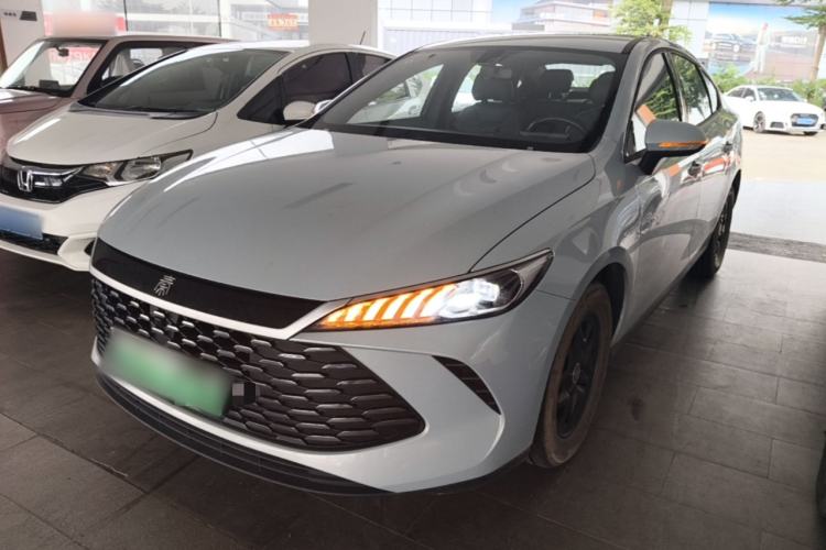 BYD Qin PLUS 2025 — фото 1