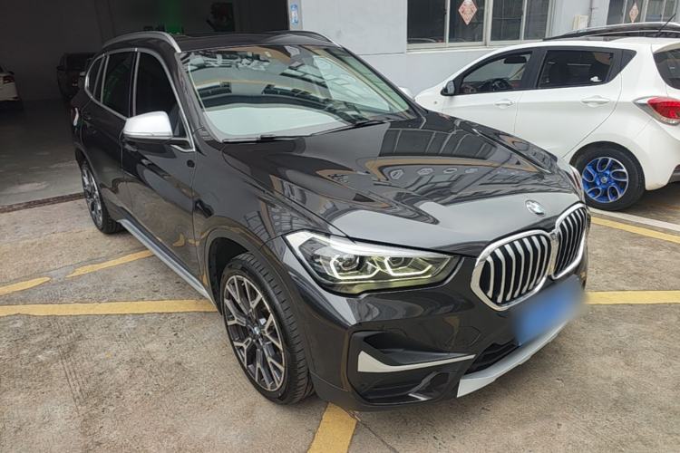 BMW X1 2021 — фото 3