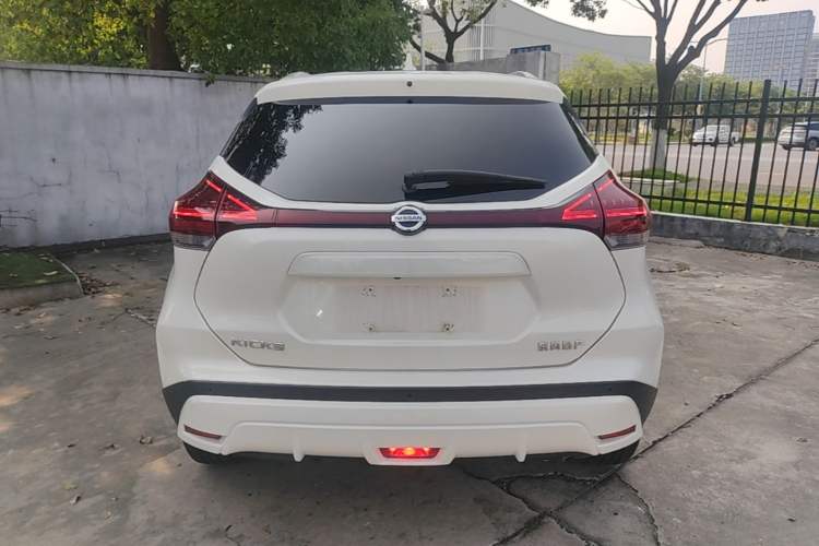 Nissan Kicks 2022 — 5