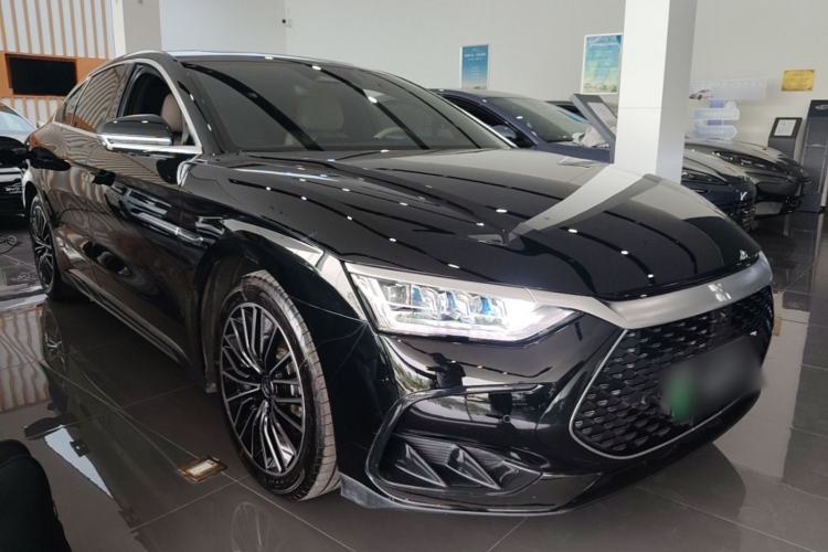 BYD Han 2024 — 3