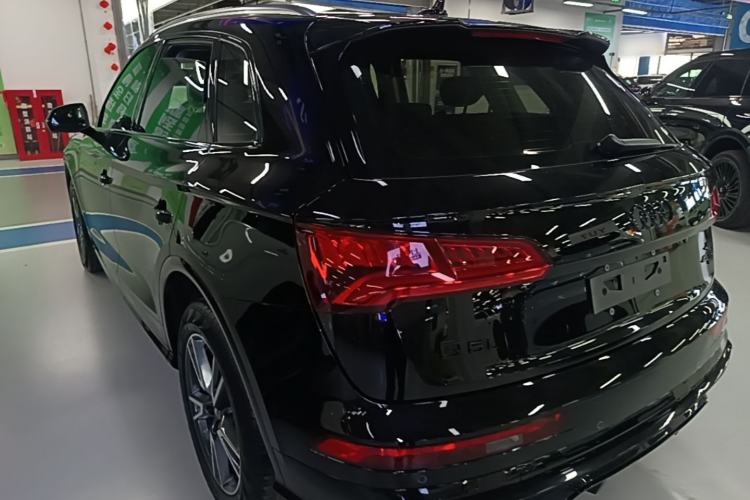 Audi Q5L 2020 — фото 4