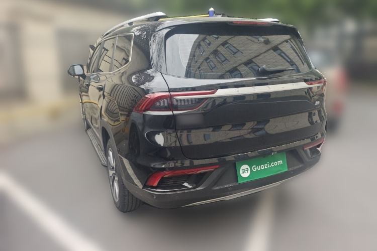 Geely Haoyue 2020 — 4