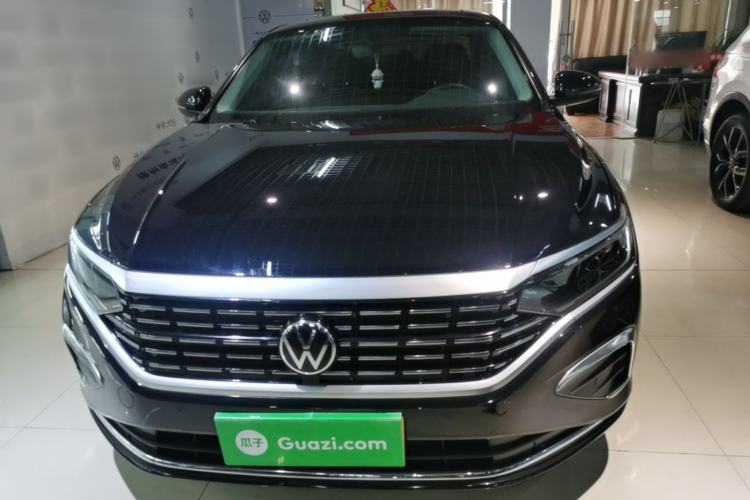 Volkswagen Passat 2024 — 2