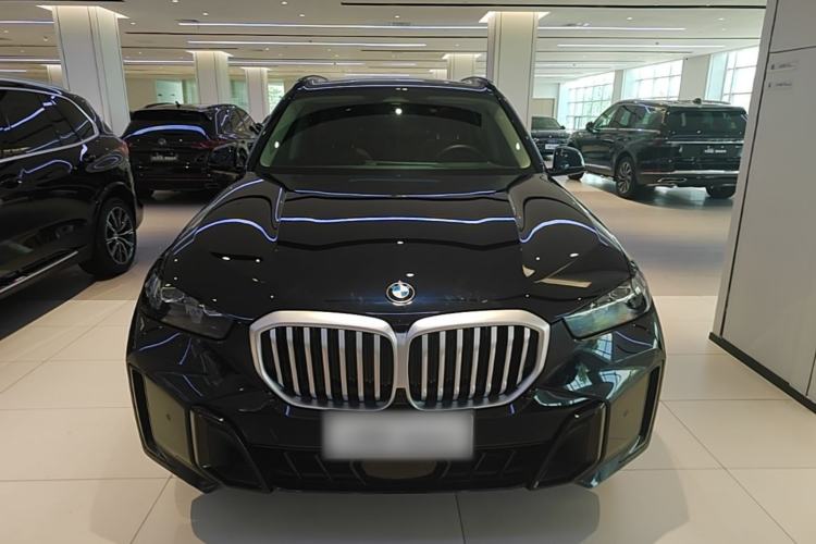 BMW X5 2023 — 2