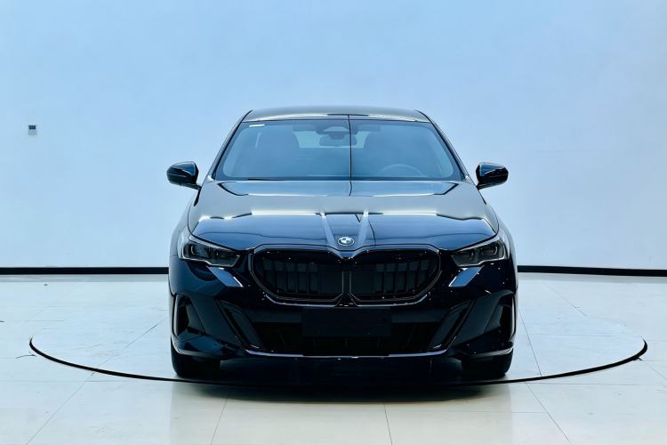 BMW 530Li 2025 — 2