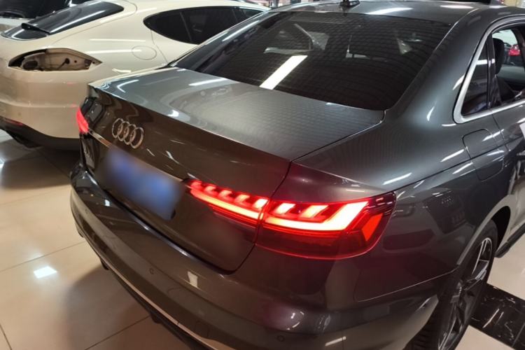 Audi A4 2020 — 5