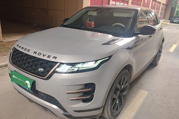 Land Rover rover range rover evoque 2023 — фото 1
