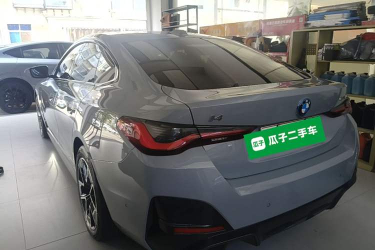 BMW i4 2023 — 4