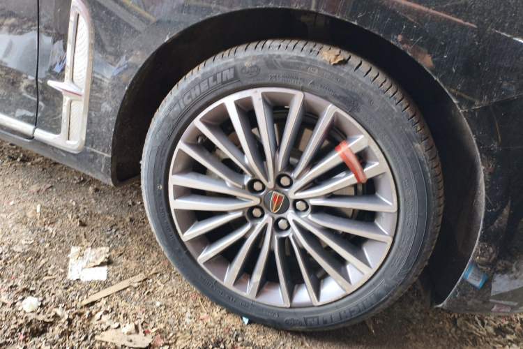 Hongqi H9 2020 — 5