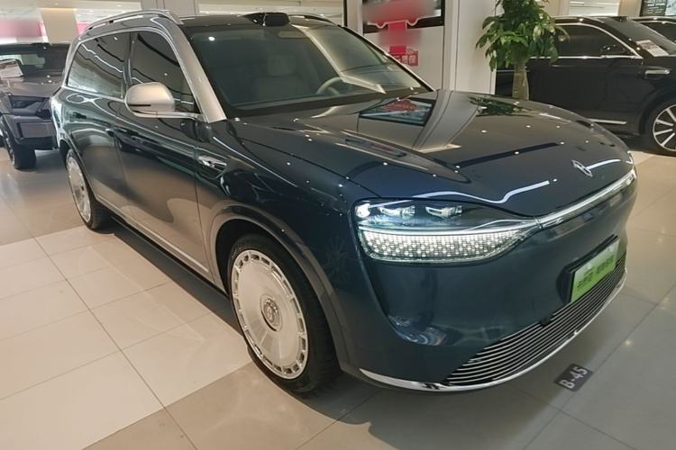AITO M9 2024 — 3