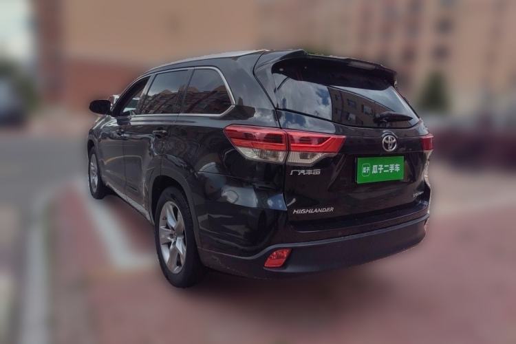 Toyota Highlander 2018 — 4