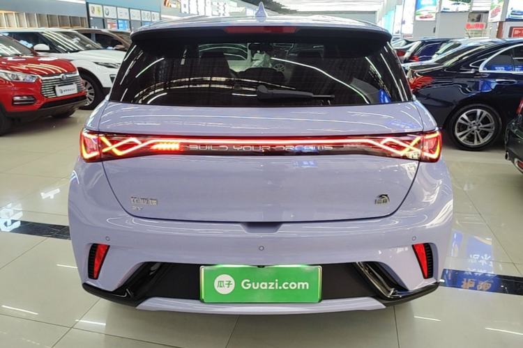 BYD Dolphin 2023 — 5