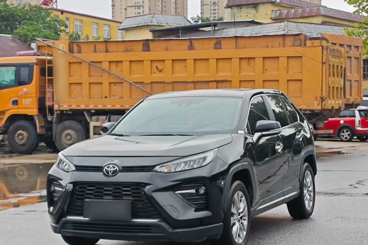 Toyota RAV4 2020 — фото 1