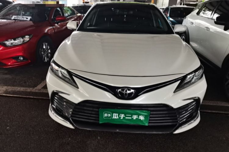 Toyota Camry 2021 — фото 2