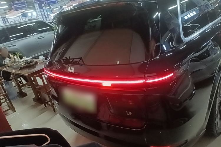 Li Auto L9 2023 — 5