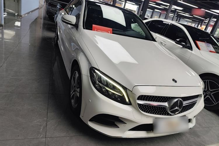 Mercedes-Benz C 260 L 2021 — 2