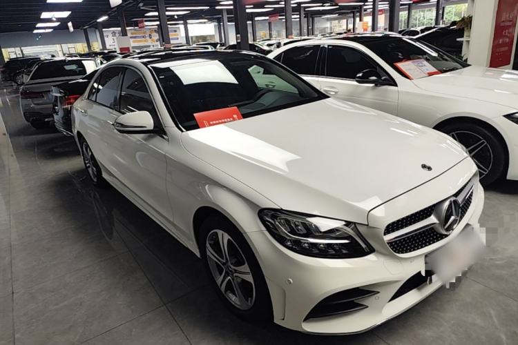 Mercedes-Benz C 260 L 2021 — 3
