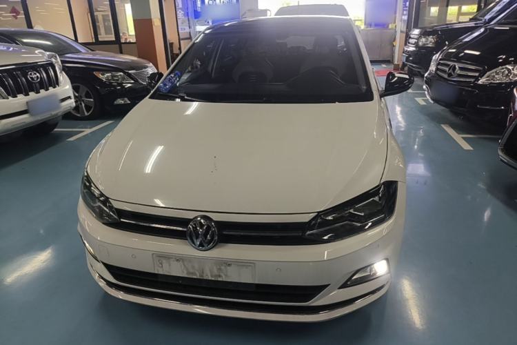 Volkswagen Polo 2019 — 2