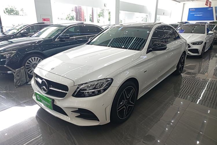 Mercedes-Benz C 260 L 2021 — фото 1