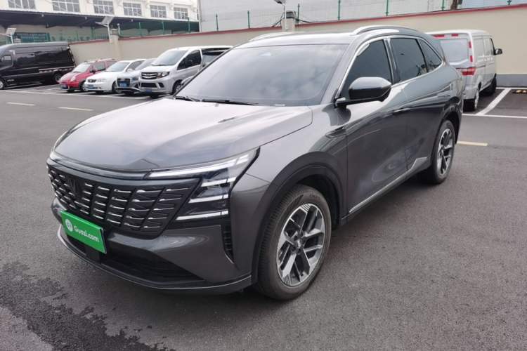 ChangAn CS75 PLUS 2025 — фото 1