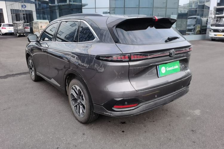 ChangAn CS75 PLUS 2025 — фото 4