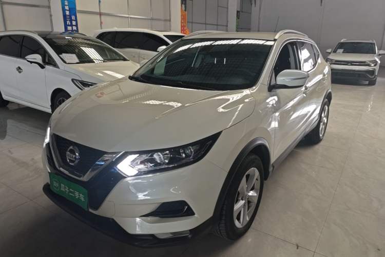 Nissan Qashqai 2022 — фото 1