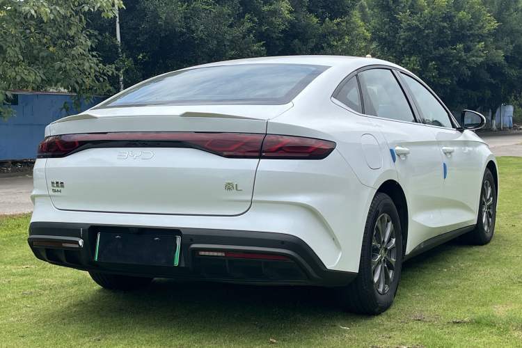 BYD Qin L 2024 — 4