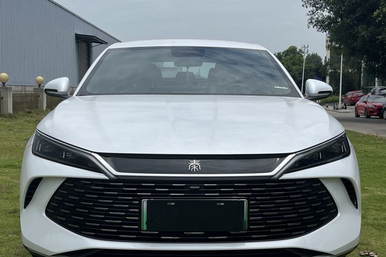 BYD Qin L 2024 — 5