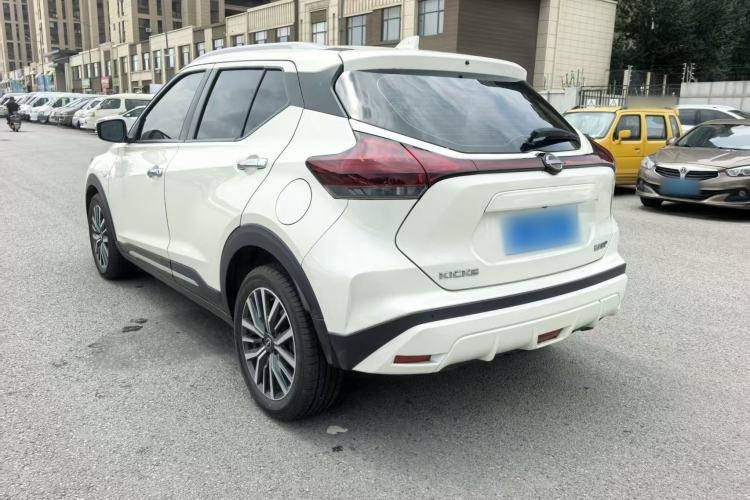 Nissan kicks 2023 — фото 4