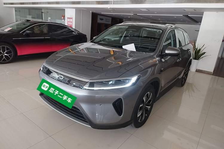 BYD sealion 05 dm i 2025 — фото 1