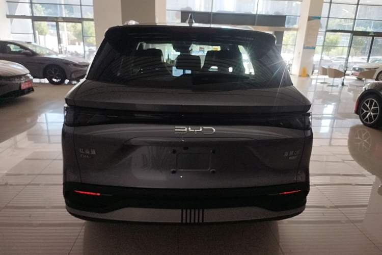 BYD sealion 05 dm i 2025 — фото 5