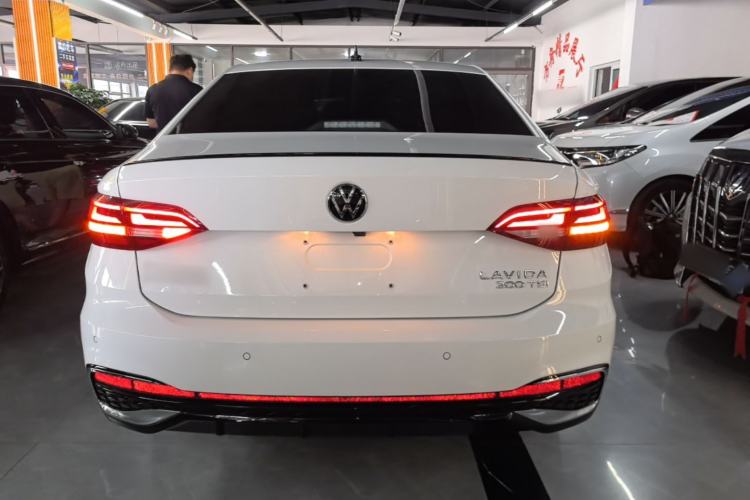 Volkswagen Lavida 2024 — 5