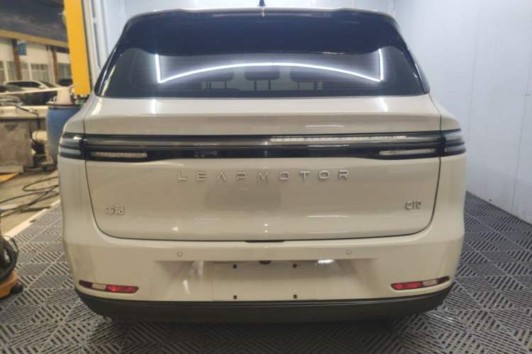 Leapmotor C10 2024 — 5