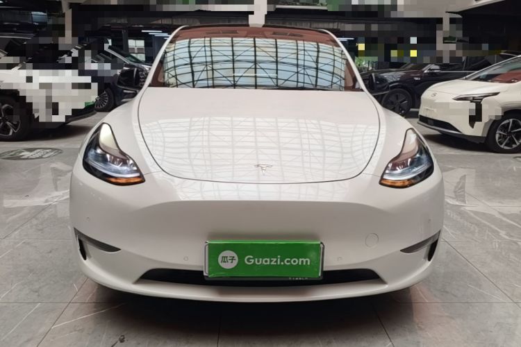 Tesla Model Y 2021 — 2