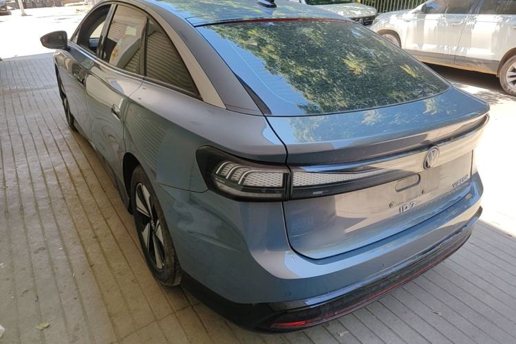 Volkswagen ID.7 2024 — 4