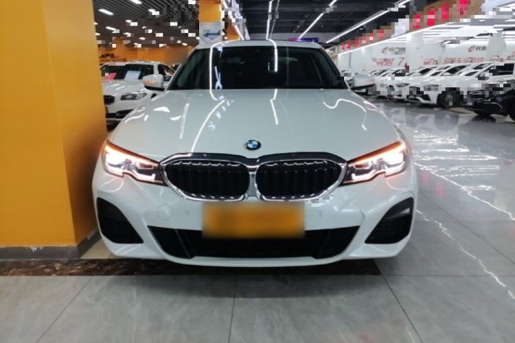 BMW 325Li 2022 — 2