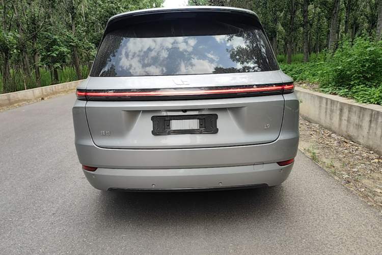 Li Auto L9 2022 — 5