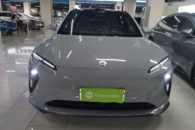 NIO ET5T 2023 — 2