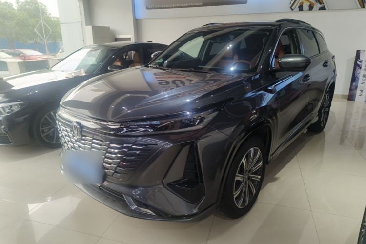 ChangAn cs75 plus 2023 — фото 1