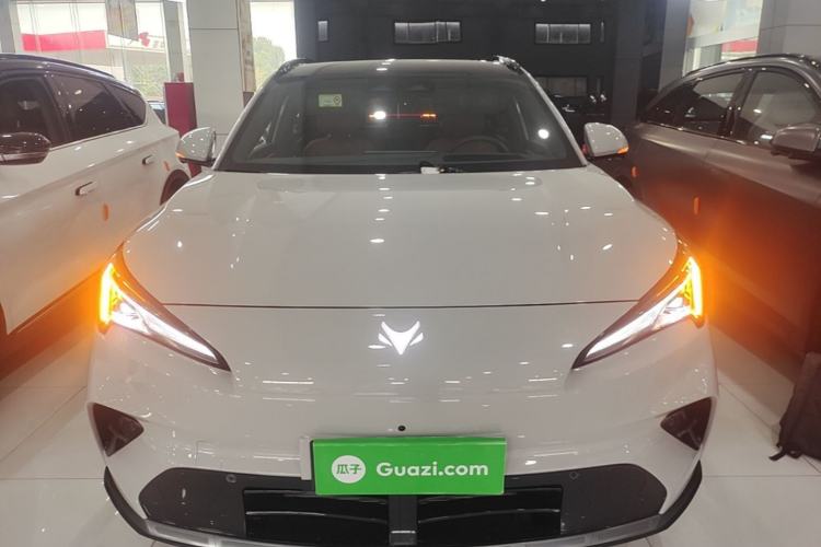 Arcfox alpha t5 2026 — фото 2