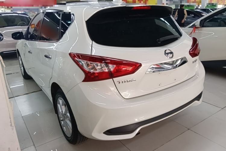 Nissan Tiida 2021 — 4