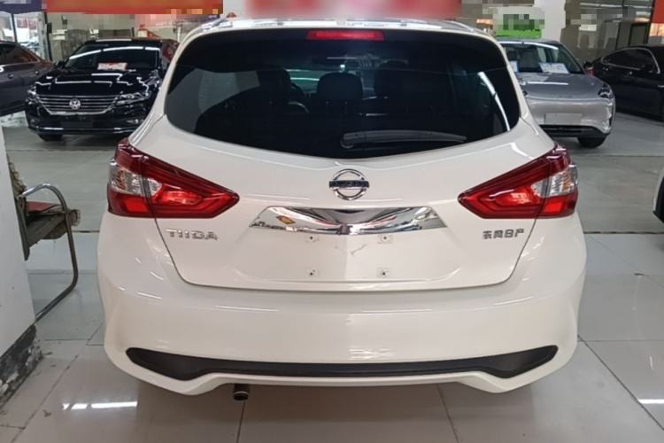 Nissan Tiida 2021 — 5