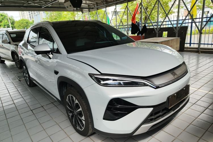 BYD Song Ultra 2026 — 3