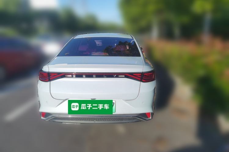 Geely Emgrand L 2022 — 5